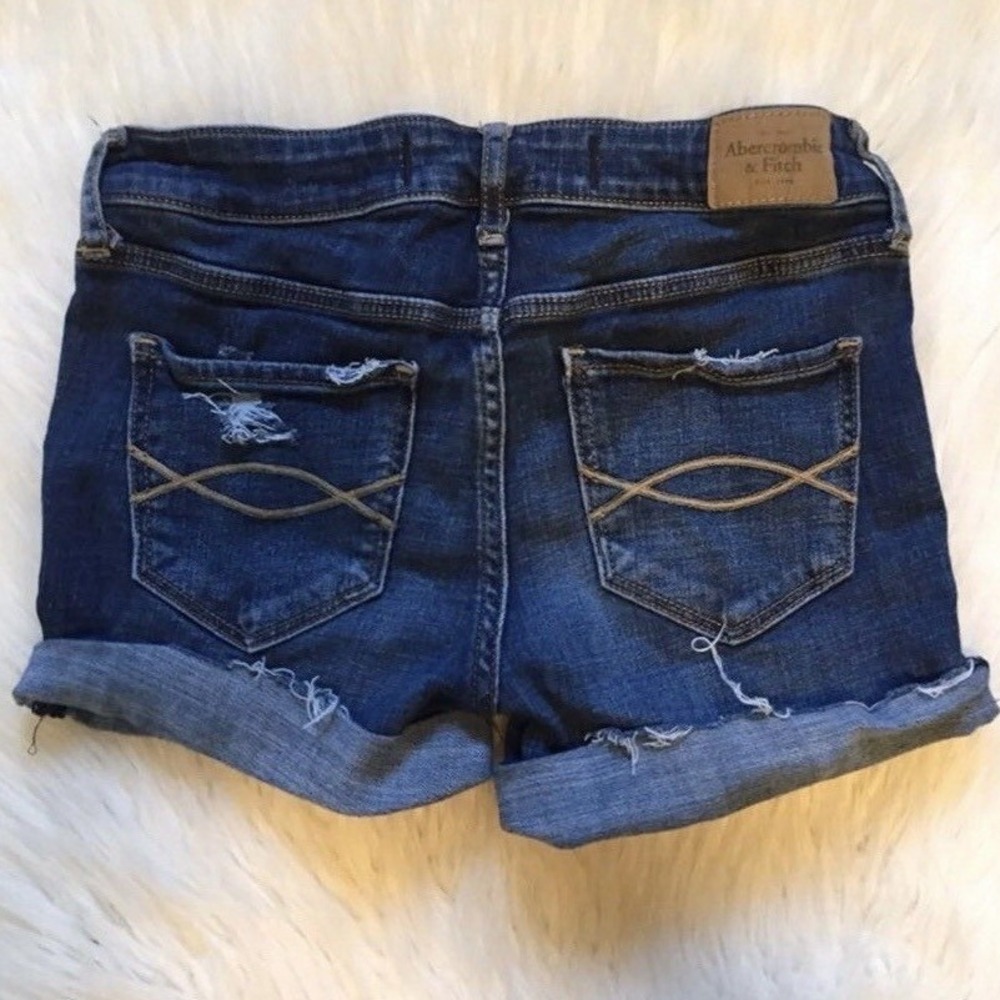 Abercrombie & Fitch Jean Shorts Womens Size 2R W26 L29 Blue Denim Distressed